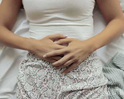 武汉供卵机构价格_五十岁月经发黑量少而且淋漓不尽请问可以做试管吗